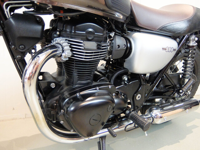 kawasaki - w800-cafe