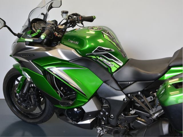 kawasaki - z-1000-sx