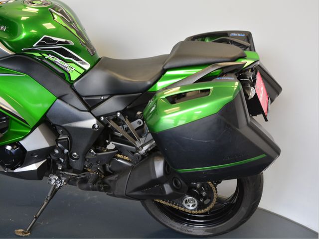 kawasaki - z-1000-sx