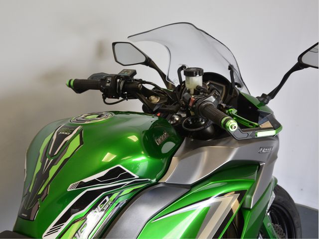 kawasaki - z-1000-sx