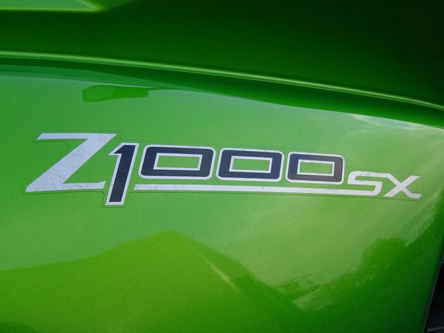 kawasaki - z-1000-sx