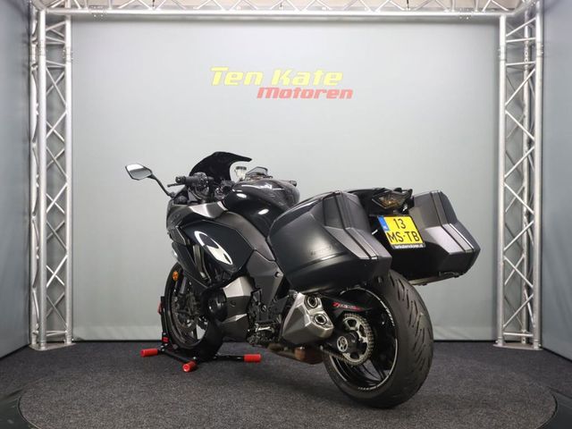 kawasaki - z-1000-sx
