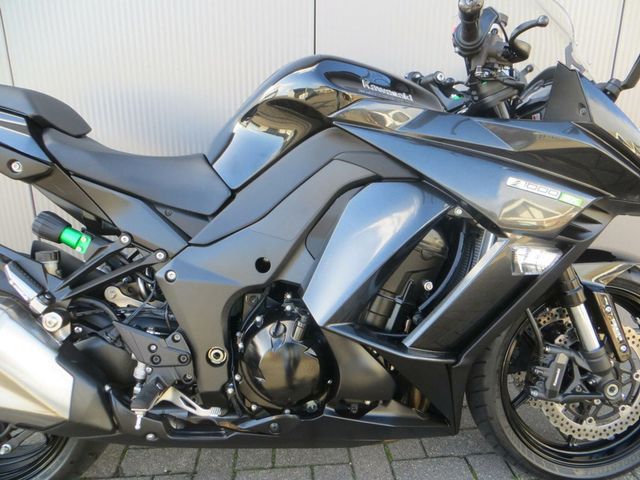 kawasaki - z-1000-sx-abs