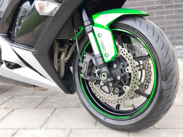 kawasaki - z-1000-sx-abs