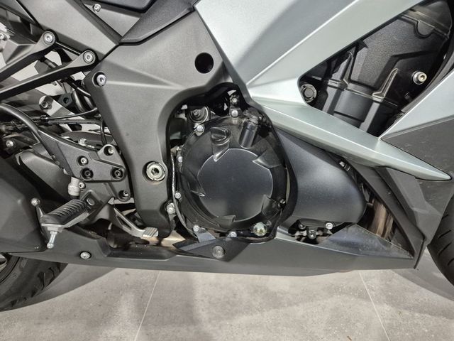kawasaki - z-1000-sx-abs