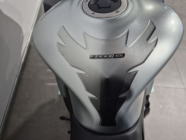 kawasaki - z-1000-sx-abs