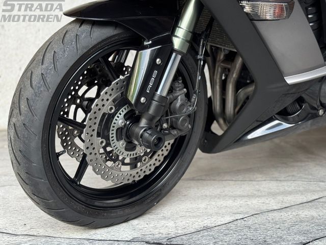 kawasaki - z-1000-sx-abs