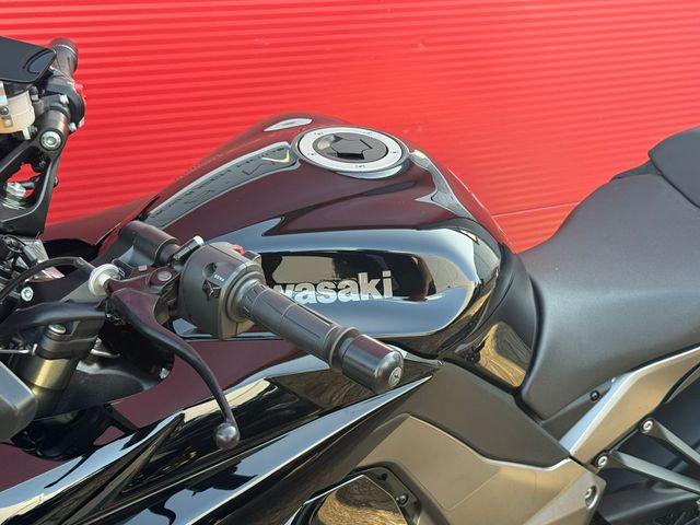 kawasaki - z-1000-sx-abs