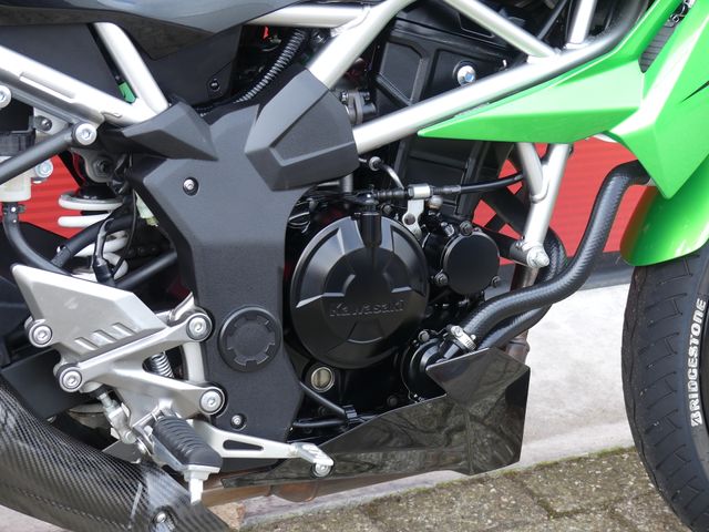 kawasaki - z-125-performance