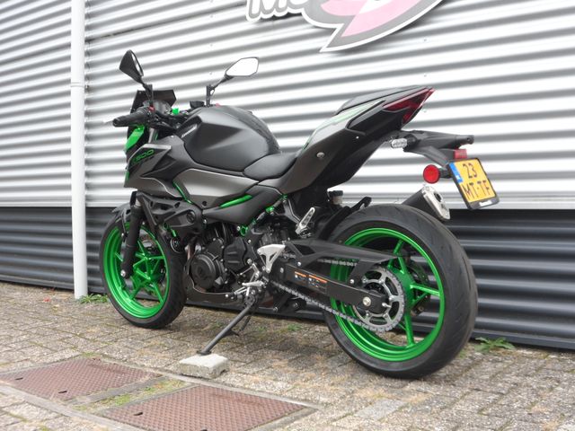 kawasaki - z-500