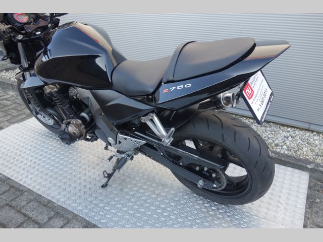 kawasaki - z-750