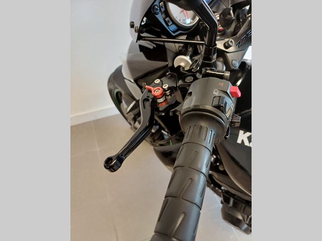 kawasaki - z-750
