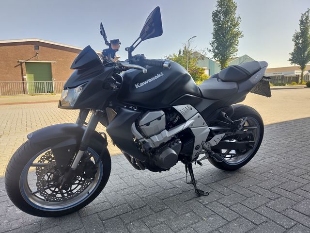 kawasaki - z-750