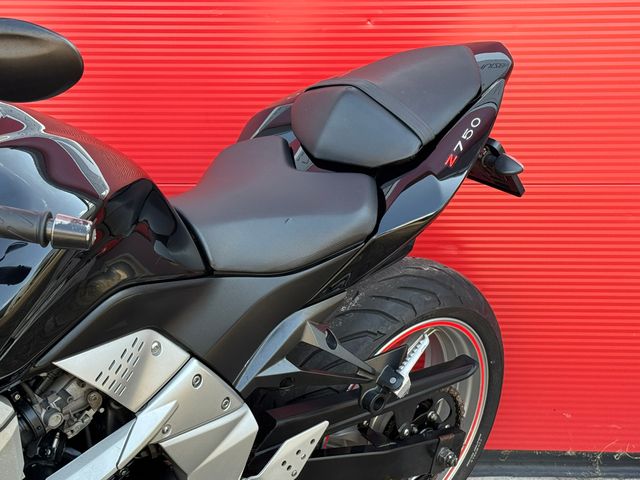 kawasaki - z-750