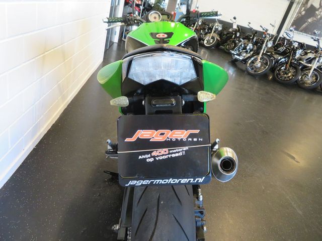 kawasaki - z-750-abs