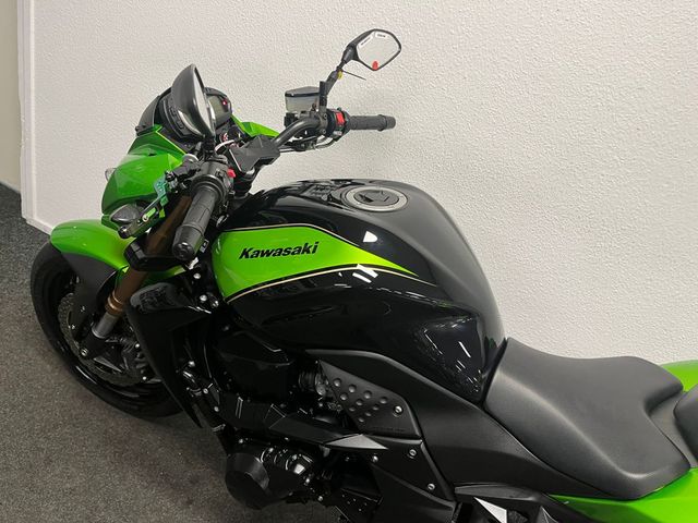 kawasaki - z-750-r