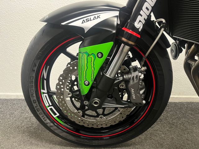 kawasaki - z-750-r