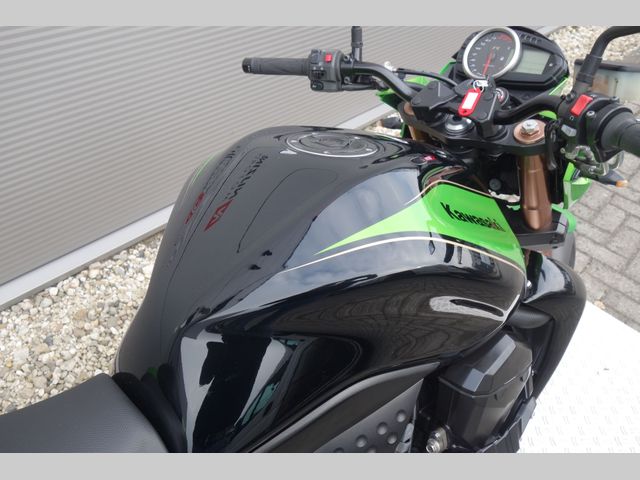 kawasaki - z-750-r