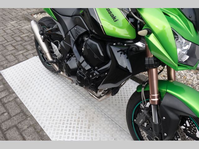 kawasaki - z-750-r
