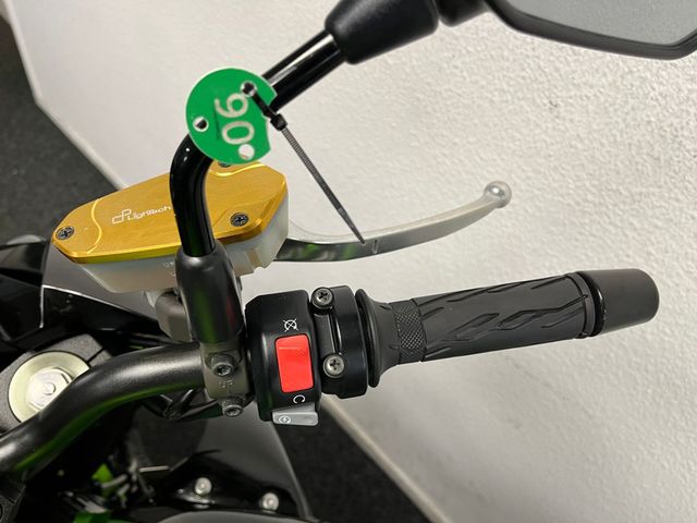 kawasaki - z-750-r