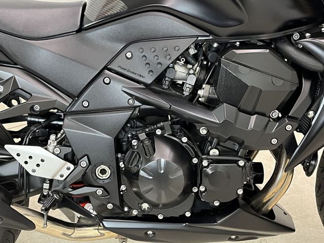 kawasaki - z-750-r-abs