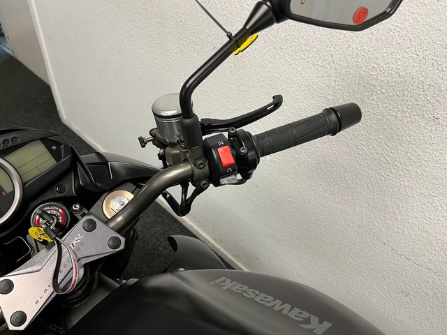 kawasaki - z-750-r-abs