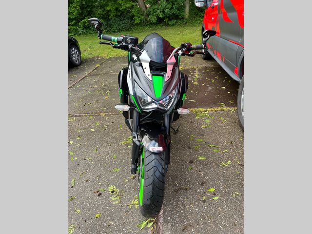 kawasaki - z-800
