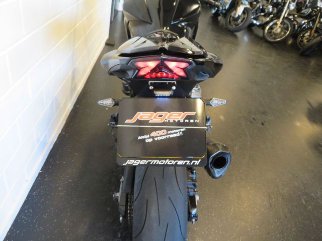 kawasaki - z-800-abs
