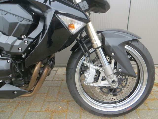 kawasaki - z1000