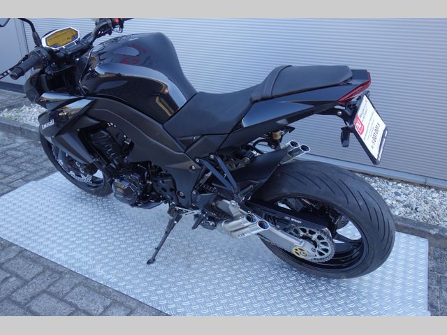 kawasaki - z1000