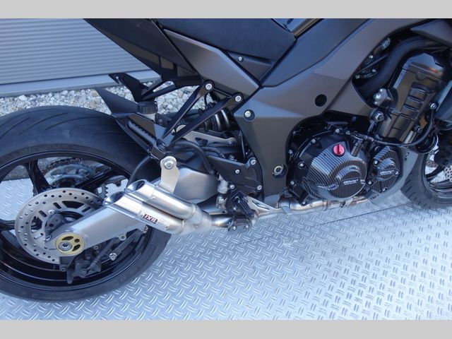 kawasaki - z1000