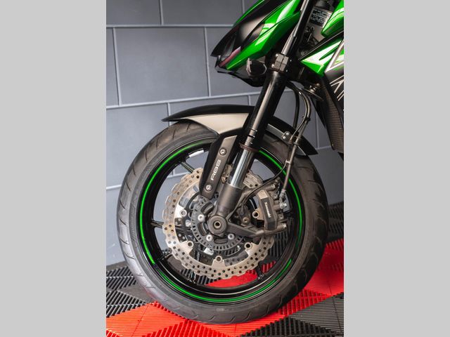 kawasaki - z1000