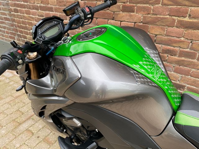 kawasaki - z1000-abs