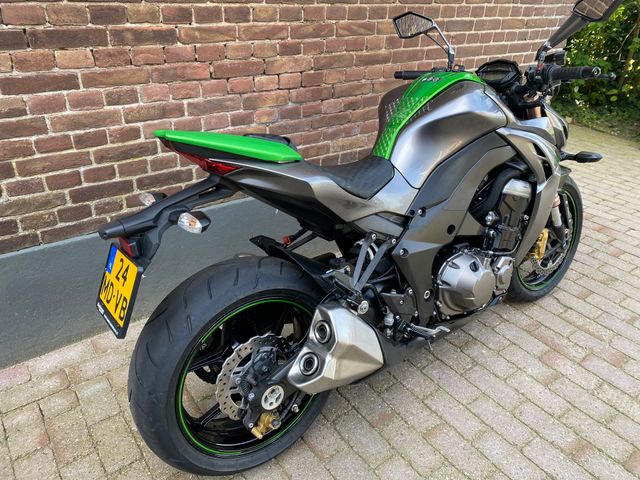 kawasaki - z1000-abs