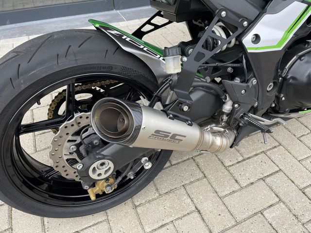 kawasaki - z1000-abs