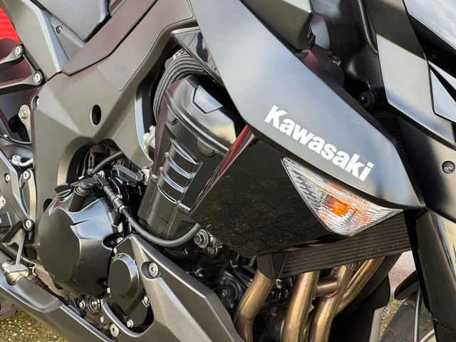 kawasaki - z1000-abs