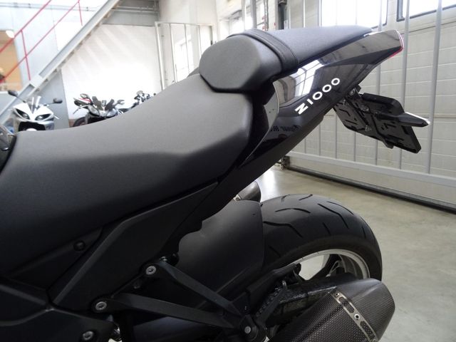 kawasaki - z1000-abs