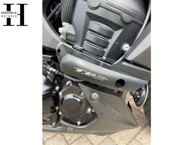 kawasaki - z1000-abs