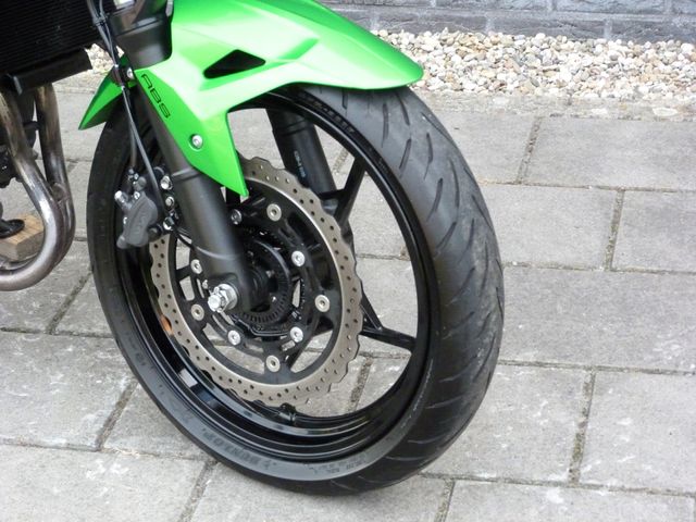 kawasaki - z400-performance