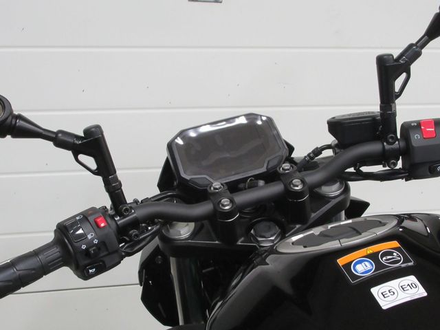 kawasaki - z500-se