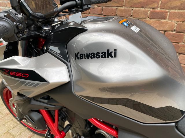 kawasaki - z650