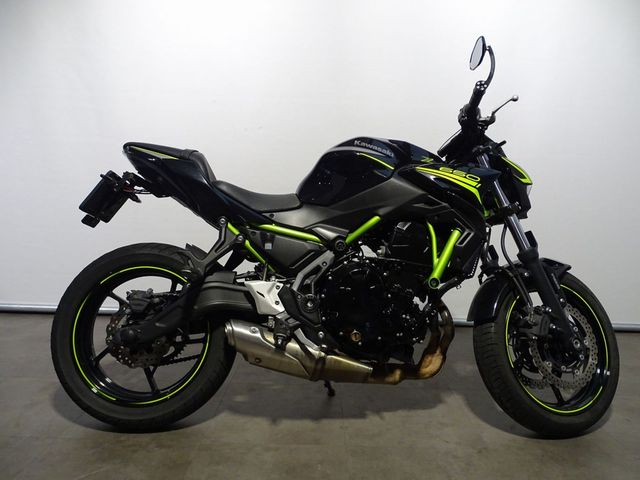 kawasaki - z650