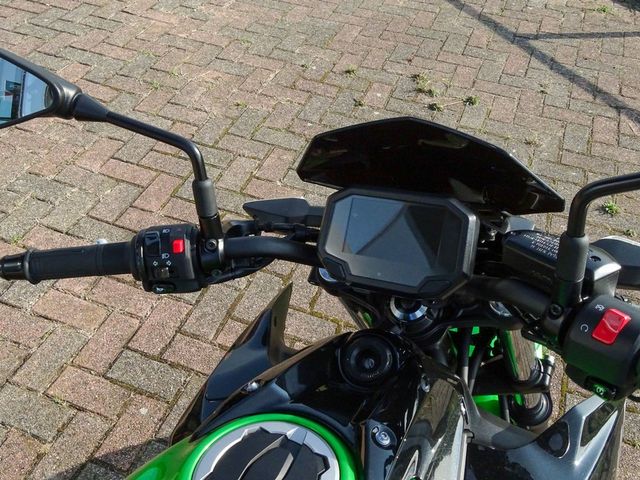 kawasaki - z650