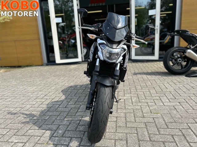 kawasaki - z650