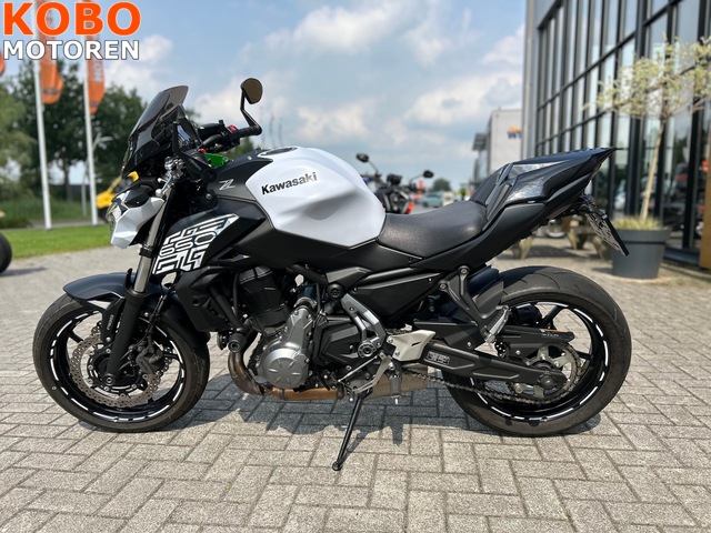 kawasaki - z650