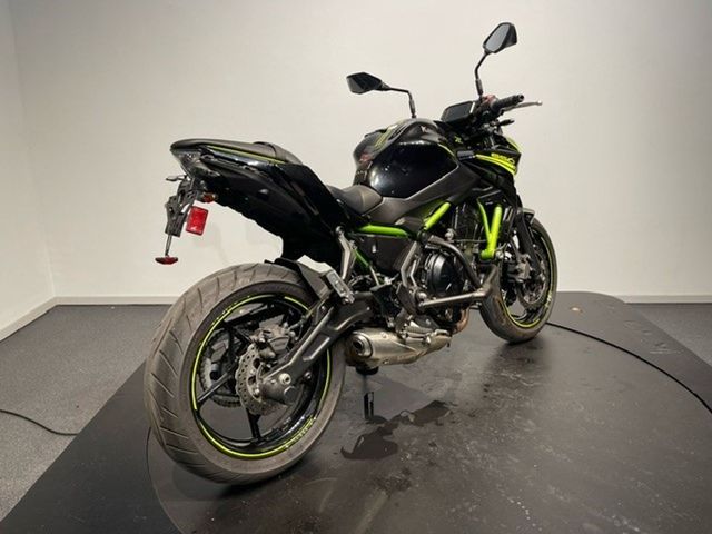 kawasaki - z650