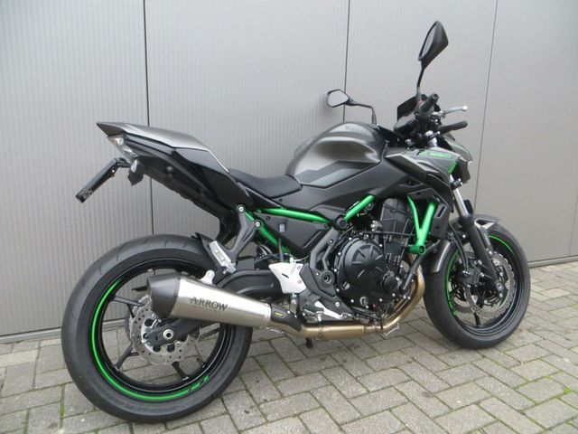 kawasaki - z650