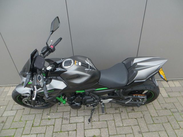 kawasaki - z650