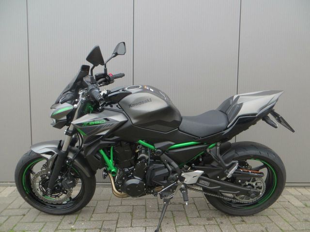 kawasaki - z650