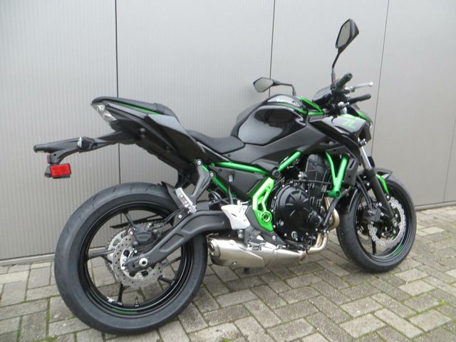 kawasaki - z650